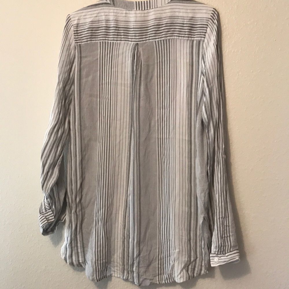 Button up striped blouse - Picture 6 of 6
